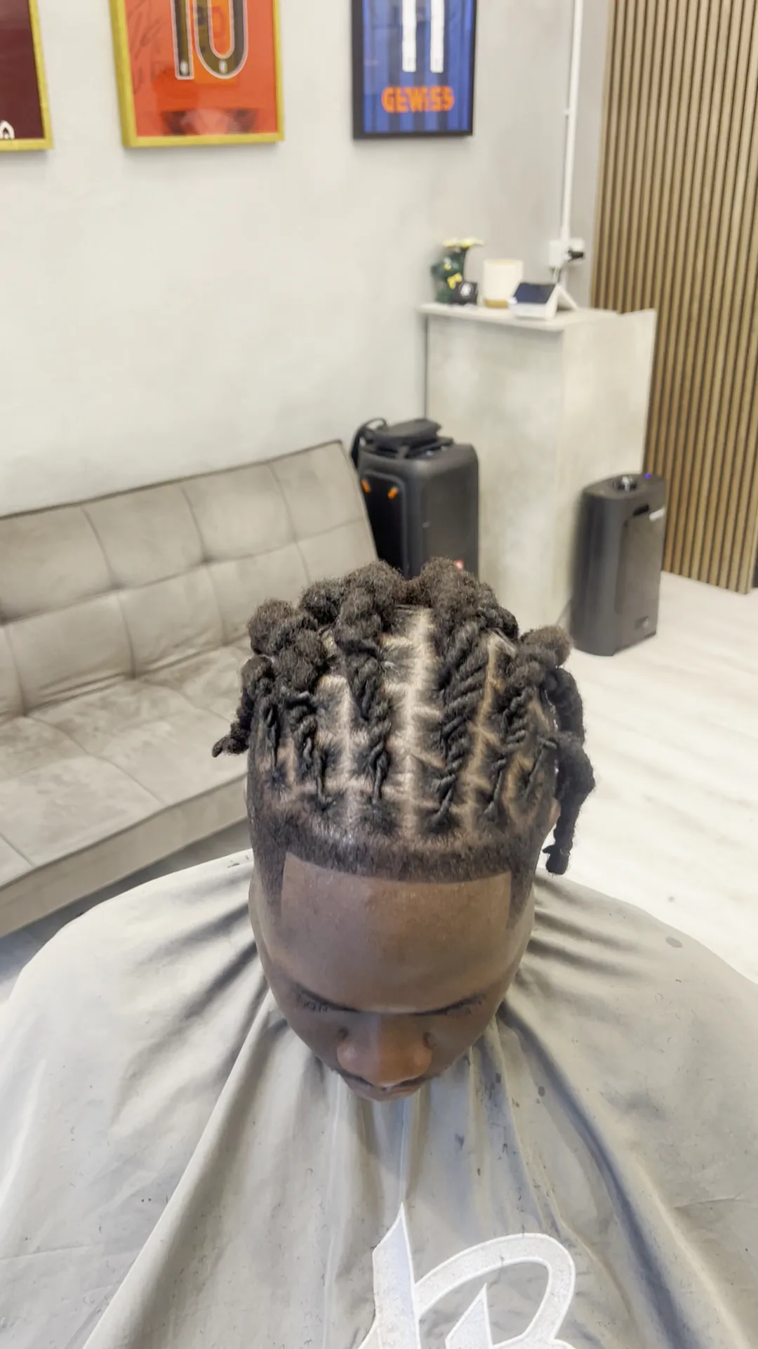 Tresses & locs