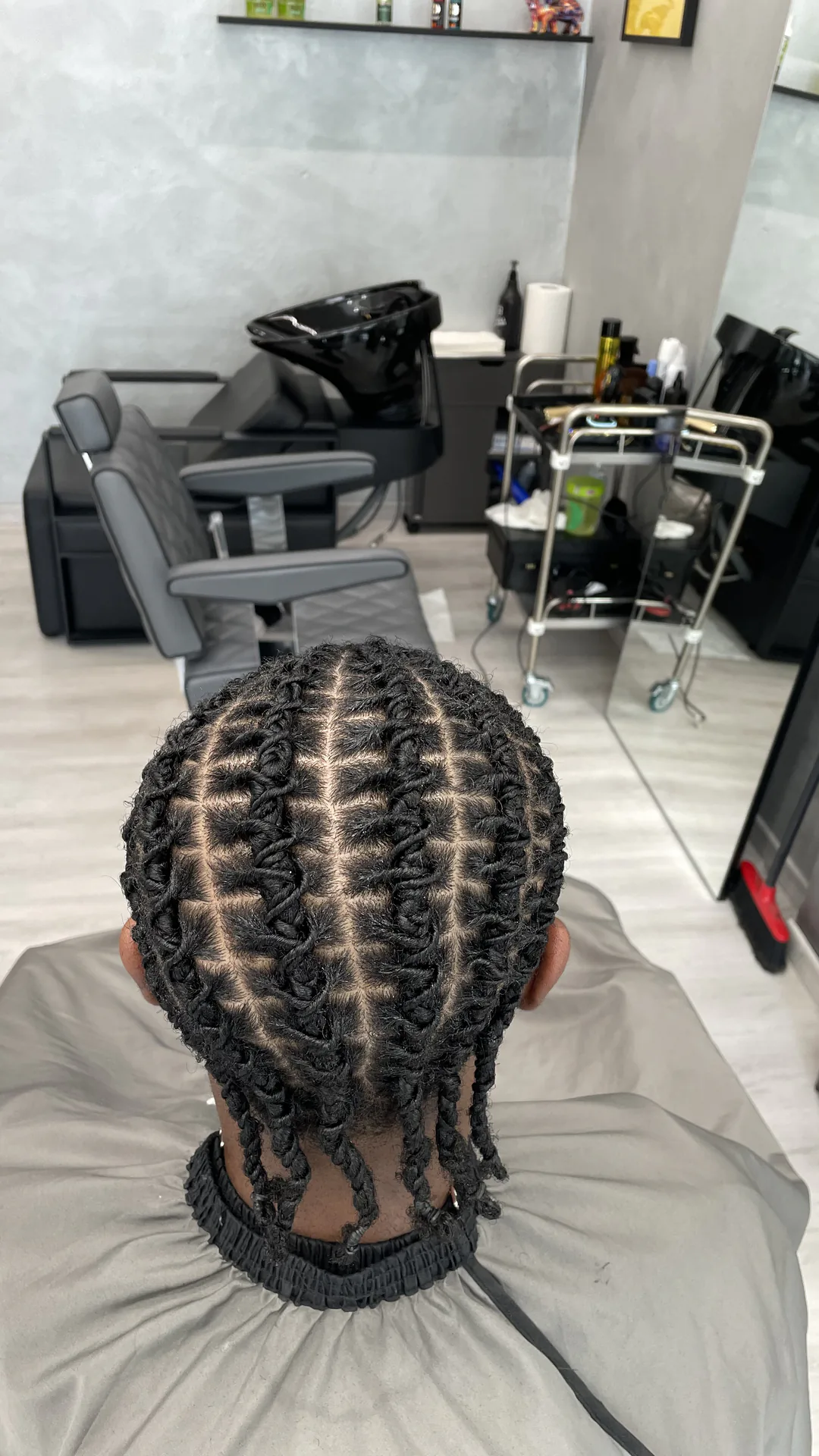 Tresses & locs