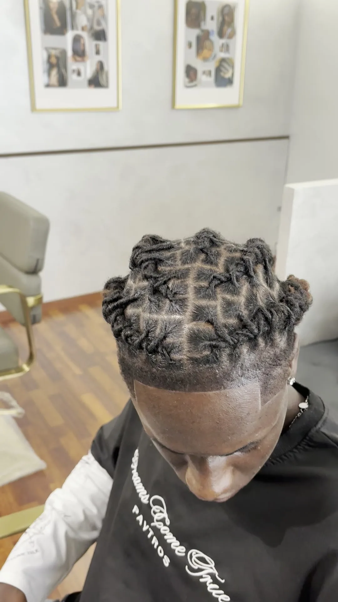 Tresses & locs