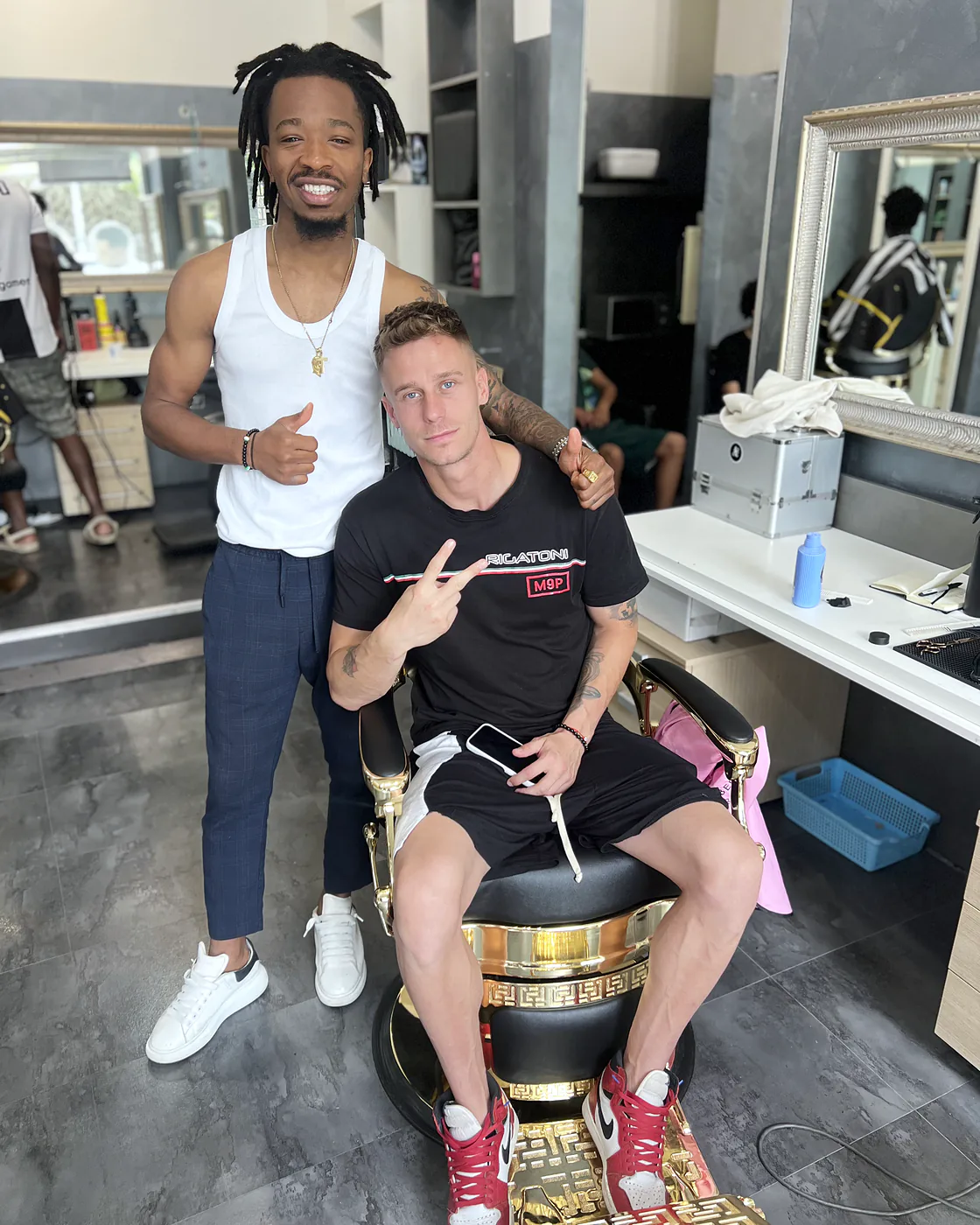 Arbeit aus dem Hermann Barbershop
